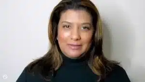 Ontvoering En Spirituele Bevrijding Van Debbie Ali Beschreven In Bare Feet