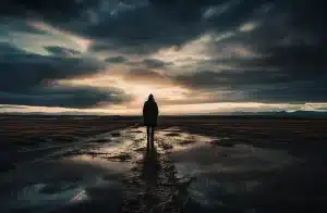 Standvastigheid: Een Gids voor Mannen om Kracht en Moed te Cultiveren